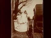 Annas bröllop, bruden vid droska, 10/5 1905