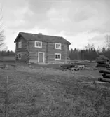 Sköllersta forngård, exteriör.
7 mars 1938.