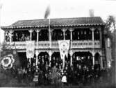 Dr. Neuman lät bygga badhuset 1870. 1880 var det utvärdshus. 1890 köptes det av föreningen Enigheten.