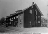 Rosendal, Stenstorp. Spannmålsmagasin byggt av spannmålshandlande Knut Johnsson, Falköping. Byggt omkring 1895. Rivet och ny byggnad uppförd för bostäder.