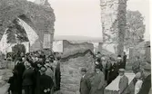 Guidning av klosterkyrkan 24/8 1935.
