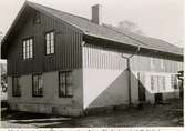 Gårdshuset, det första av tegel uppförda huset i Falköping, byggdes år 1842.