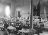 Matsalen vid järnvägsinvigning i Vetlanda, eventuellt 1885.