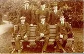 Stående fr.v. Karl Fridolf, Ivar Svärd, John Landqvist. Sittande fr.v. Sven Karlsson, Herbert Setterberg, Rickard Johansson Brodd.