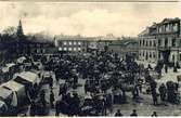Stora torget. En torgdag i Falköping omkring 1900.