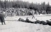 Scouternas räddningsövningar vid Skogssjön 1936.