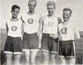 Falköpings Gymnastik- och Idrottssällskap. F.G.I.S. segrande lag i stafett 4 x 400 M. i D.G. 1930. Från vänster: Hans Mörk, Arnold Mansfield, Lars Hagberg och Sven Mörk.
