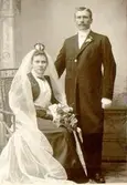 Stationskarl Lund med fru.