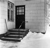 Kättilstorp 8 Januari 1968 före VA-arbeten. Petterssons trappa.