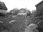 Vaxby. Gammal gård. Samtliga byggnader rivna under 1950-60 talet.