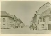 Hörnet av Stortorget och Norra smedjegatan före branden 1887.