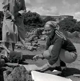 Arkeologiska utgrävningar sydost om Borgs kyrka vid Borgholms slottsruin. Det konstaterades tre medeltida bebyggelsenivåer från 1100-talet till 1300-talets slut.

Källa: Grävda minnen – Från Skedemosse till Sandby borg. Redaktör Kjell-Håkan Arnell & Ludvig Papmehl-Dufay, text av Stibéus.