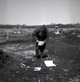 En arkeologisk utgrävning vid Skedemosse 31/5 1960.