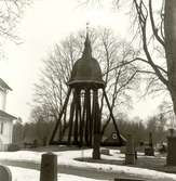 Klockstapeln vid Oskars kyrka.