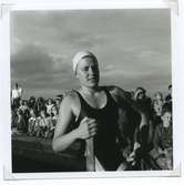 En kvinnlig deltagare i 1946 års SM i simning vid Långviksbadet i Kalmar.