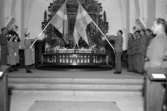 Lottornas faninvigning I kyrkan 1941, 15542.