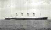Olympic började byggas 1908 och var klar 1910. Hon gjorde sin första resa i mitten av 1911. Under första världskriget användes hon för att trnsportera trupper. Efter kriget återvände hon till White star lines och användes åter som ett passagerarfartyg till och med 1934 då rederiet gick ihop med ett annat företag. 1935 såldes hon.