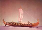 Modell av vikingaskepp funnet i Gokstad, Norge. Från ca 900 e.kr.