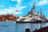 Fartyget HMS Belfast är det största kvarvarande exemplaret av den brittiska flottans marina kraft och är nu ett museum förankrat i Themsen mellan Tower Bridge och London Bridge i London. Hon var det första skeppet att räddas sedan Nelsons HMS Victory på grund av hennes historiska betydelse. Hon är mest känd för att ha understött trupper medan de tog sig till Gold och Juno stränderna på morgonen Dagen D 6 juni 1944. Belfast togs ur tjänst 1945 och är nu en levande påminnelse om kriget och de upp till 950 besättningsmän som levde och krigade ombord på henne.