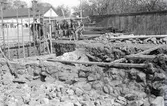 Grundmurar påträffade vid byggnadsarbete 1929.