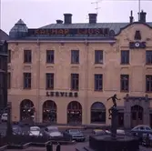 Ludvigs med Kalmar ljustidning på taket. Omkring 1970.