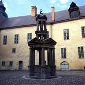 Kalmar slott, borggården med Johan III:s brunn.