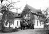 Forsmarks prästgård och kyrkoherde Murray med familj, Forsmark, Uppland 1914