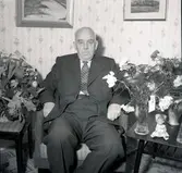 Lokförman Oscar Sandvall avgår med pension 25/11 1958.