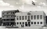 Stora hotellet i nybro,  samt stadshuset till höger på 1930-talet.