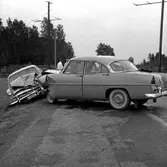 Bilkrock. 2 st. A-bilar. Myrö.
15 september 1955.