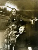 Olle Goop på häst, välkänd travtränare stationerad på Åby. 

Blandade bilder inslamlade i samband med dokumentation av Åby Stallbacke och Stallgårdarna 2015.