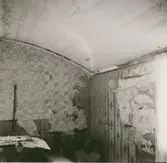 Interiör av hus i Vedbymåla i samband med en restaurering 1957.