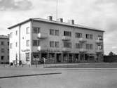 Ny HSB-fastighet vid Nobelplan 1944.
