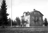 Större ännu kvarstående villa på Råtorp som vid fototillfället ägdes av domaren Viktor Nyman.