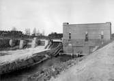 Kraftverk i Klarälvdalen från norr till söder. En gåva till museet från Ingela Thorsell, Karlstad. Skogaforsens kraftstation.