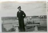 Gåva av Kenneth Larsson, son till Gösta Larsson. Fotografier från Gösta Larssons tjänstgöring i flottan. Fotgrafier från 1937 - 1954.
okänd sjöman