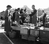 Torghandel på Norra Skeppsbron, Gävle.