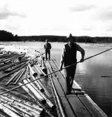 Timmerflottning på Marmen.