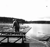 Timmerflottning på Marmen.