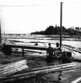 Timmerflottning på Marmen.