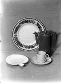 Keramikföremål. Mars 1947.