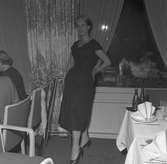 Mannekänguppvisning på Centralhotellet. 19 september 1956.