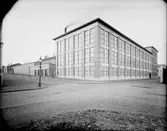 Gävle Ångväveri AB.
Gefle Ångväfveri Aktiebolag

Startade 1862 och 1878 flyttade företaget till Åkargatan
En ny modern byggnad stod klar 1918.






