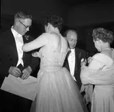 Ahlgrens Tekniska Fabrik AB, 70 årsjubileum.  Middag och medaljutdelning på Central Hotellet. 8 juni 1956.
