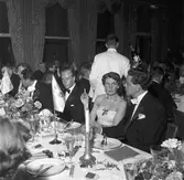 Ahlgrens Tekniska Fabrik AB, 70 årsjubileum.  Middag och medaljutdelning på Central Hotellet. 8 juni 1956.
