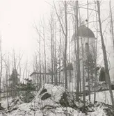 Blackstads kyrka. Foto från nordväst (från gamla vägen). Efter avverkning i mars 1969.