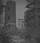 Gefle, Porthuset dagarna efter raset.

Gustav Arvid Asplund, verkmästare på Gefle Porslinsfabrik 1910-talet
Förmodligen var han även anställd på föregångaren, Gefle kakelfabrik
Bilderna har han själ identifierat, bildtexterna är också hans egna.