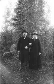 Trädgårdsmästare Krantz med fru. Han var anställd på herrgården före sekelskiftet, byggde senare en gård på Sävsberg. Där finns numera ett stort bostadsområde 