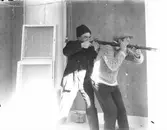 Till vänster Målar-Emil (Nilsson), till höger Edvin Styf från Brunnmyra, Bollnäs.



