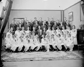 Konfirmation. Fotot taget i ateljén. (Ev. 